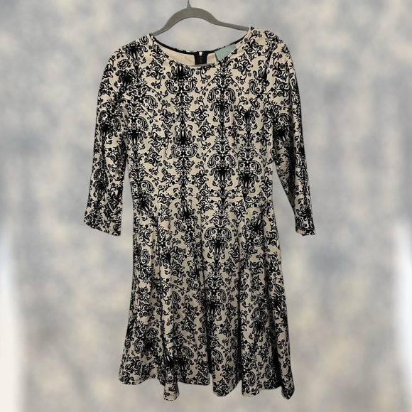 Anthropologie Skies Are Blue Flocked Damask Black & Cream Dress Medium Small - Picture 1 of 6